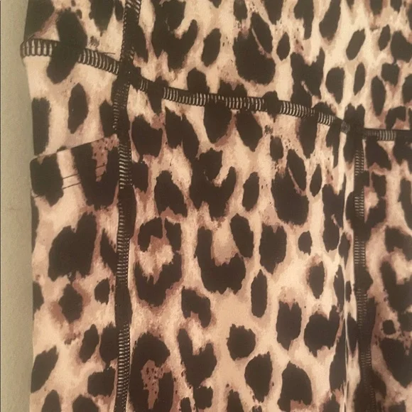 VS Leopard Print Leggins - Picture 5 of 5
